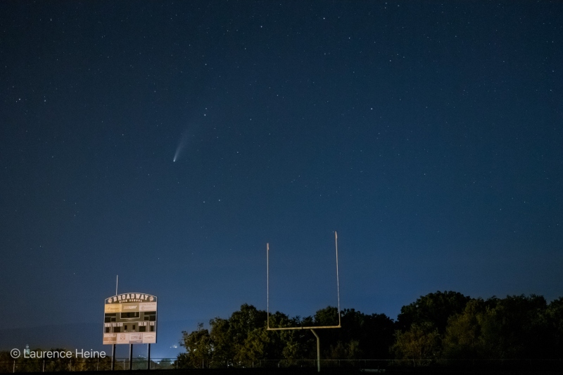 Comet NEOWISE Stacked 1